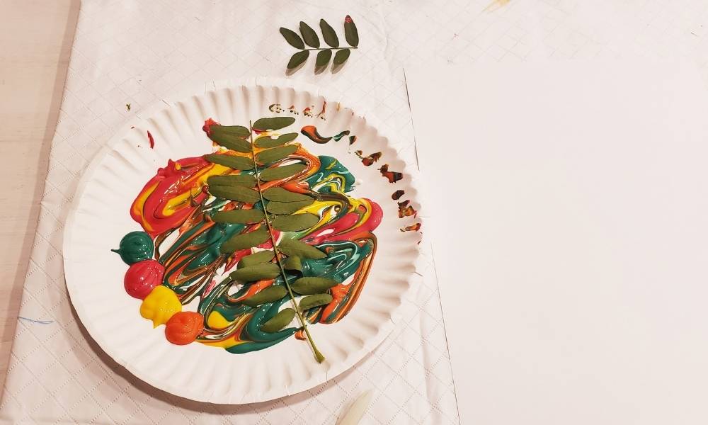 Step 2:  Dip Leaves in Paint Image