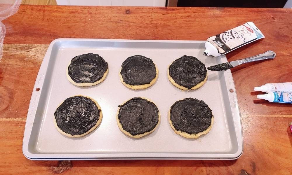 Frost the Sugar Cookies Image